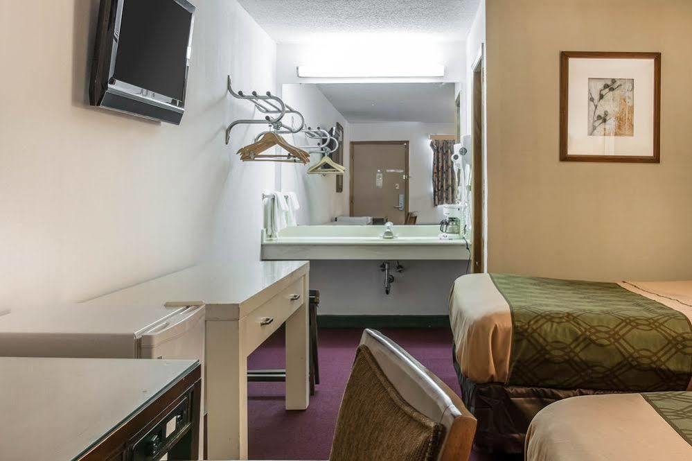 Econo Lodge Holland Exteriér fotografie